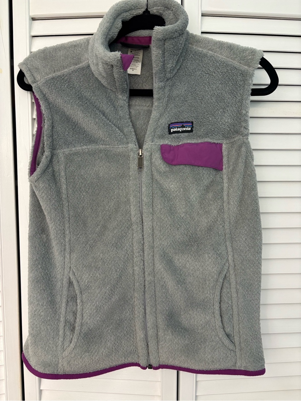 Patagonia Women’s ' Gray Fleece Vest with Purple Trim
